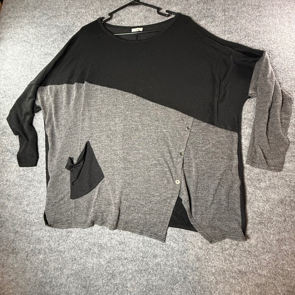 Zim & Zoe Womens Plus Size 22/24 Black Grey Colorblock‎ Asymmetrical Tunic Top